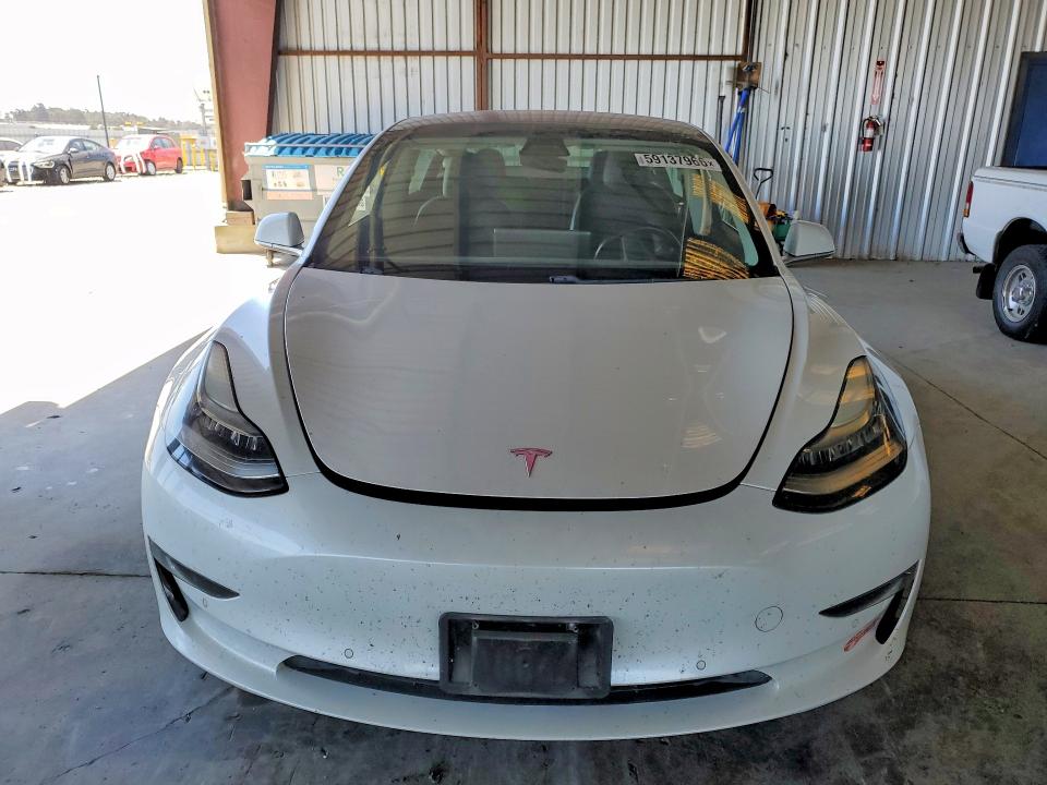 Photo 5 from auction – 2018 TESLA MODEL 3 with VIN 5YJ3E1EA6JF010623