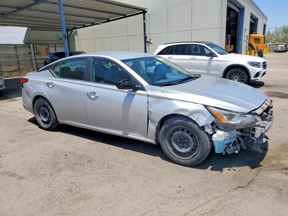 Photo 4 from auction – 2020 NISSAN ALTIMA with VIN 1N4BL4BV6LC179007