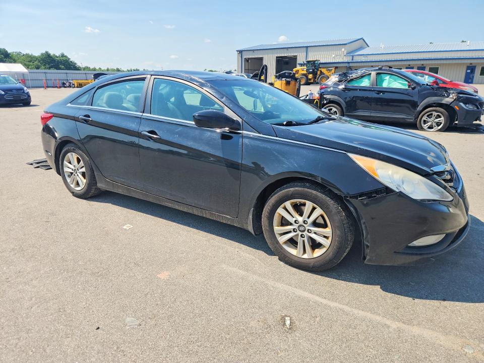 Photo 4 from auction – 2013 HYUNDAI SONATA with VIN 5NPEB4AC8DH751825