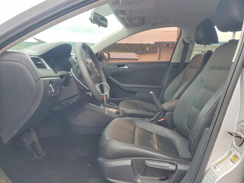Photo 7 from auction – 2011 VOLKSWAGEN JETTA with VIN 3VWDZ7AJ5BM301299