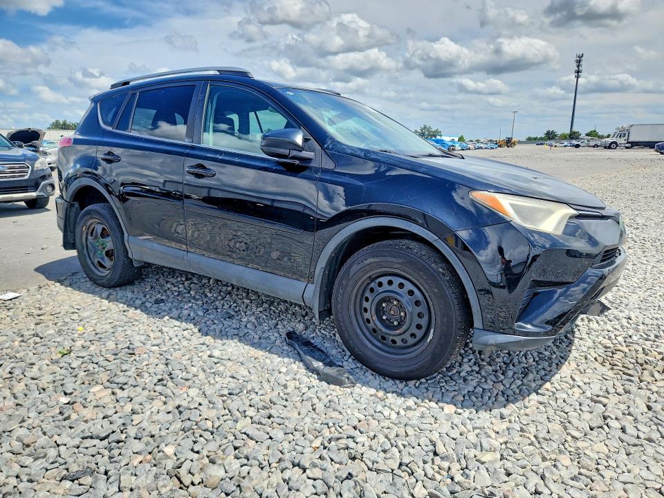 Photo 4 from auction – 2017 TOYOTA RAV4 with VIN 2T3BFREV3HW620753