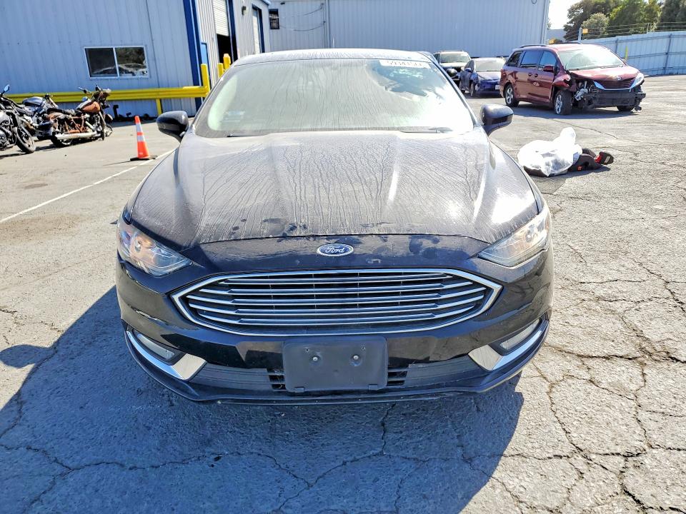 Photo 5 from auction – 2017 FORD FUSION with VIN 3FA6P0HD9HR187656