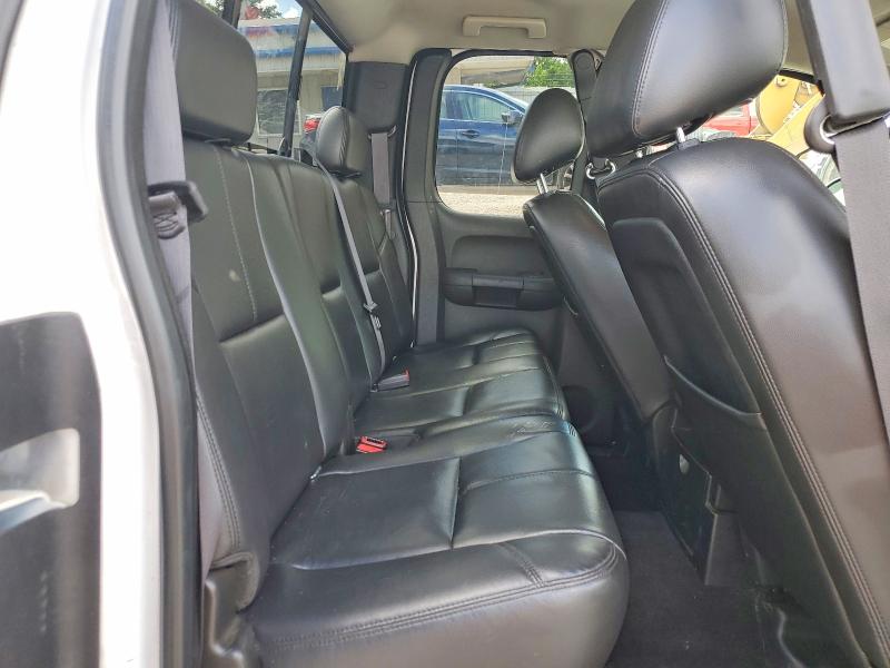 Photo 10 from auction – 2011 CHEVROLET SILVERADO with VIN 1GCVKSE24BZ226465