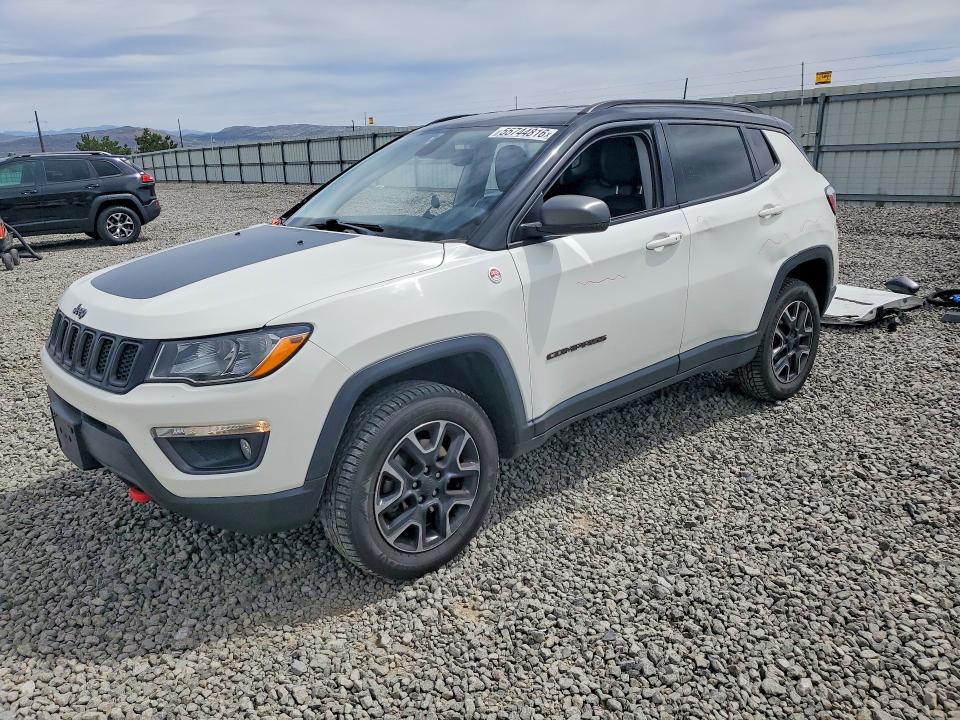 JEEP COMPASS 2020 with VIN 3C4NJDDB8LT163301 - Photo from auction