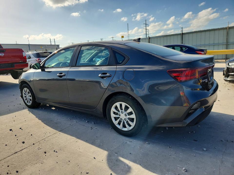 Photo 2 from auction – 2022 KIA FORTE with VIN 3KPF24AD7NE502371