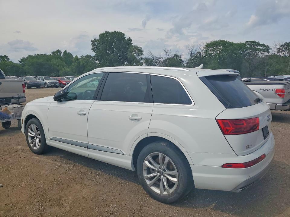 Zdjęcie 2 z aukcji – 2018 AUDI SQ7 z VIN WA1LHAF70JD030619
