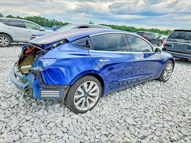 Photo 3 from auction – 2018 TESLA MODEL 3 with VIN 5YJ3E1EA2JF042825