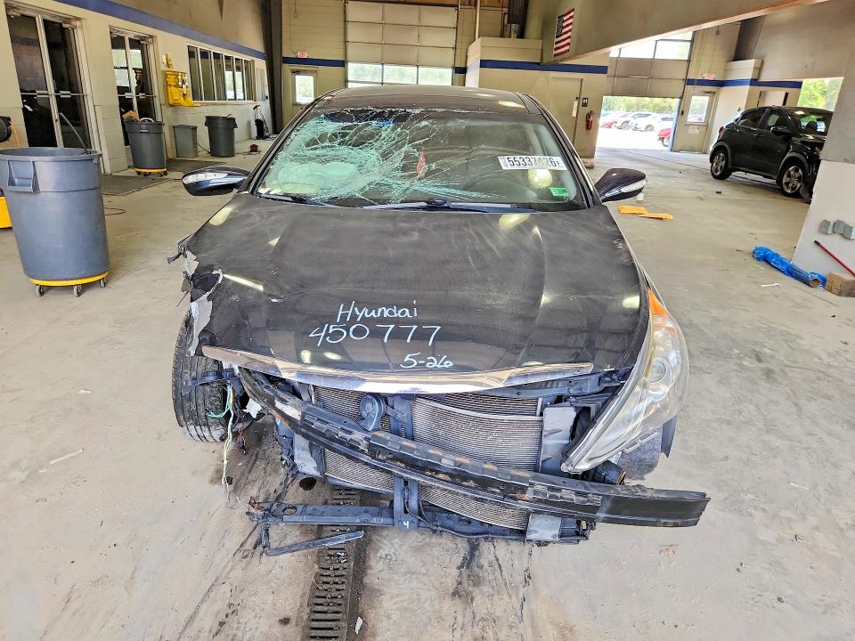 Photo 5 from auction – 2012 HYUNDAI SONATA with VIN 5NPEC4ACXCH397415
