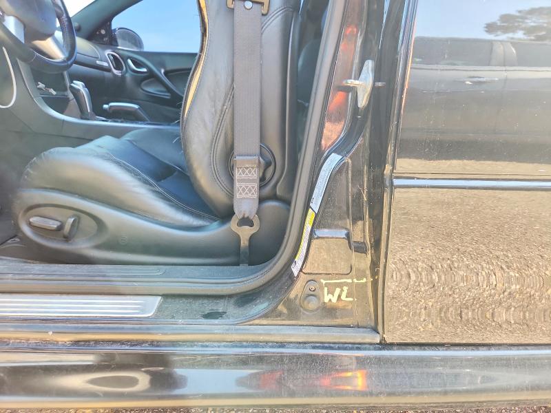 Снимка 12 от търг – 2006 PONTIAC GTO с VIN 6G2VX12UX6L820026
