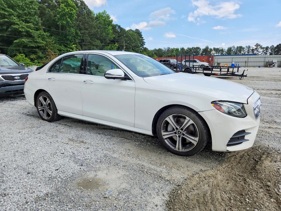 Photo 4 from auction – 2020 MERCEDES-BENZ E with VIN WDDZF8EB6LA700902