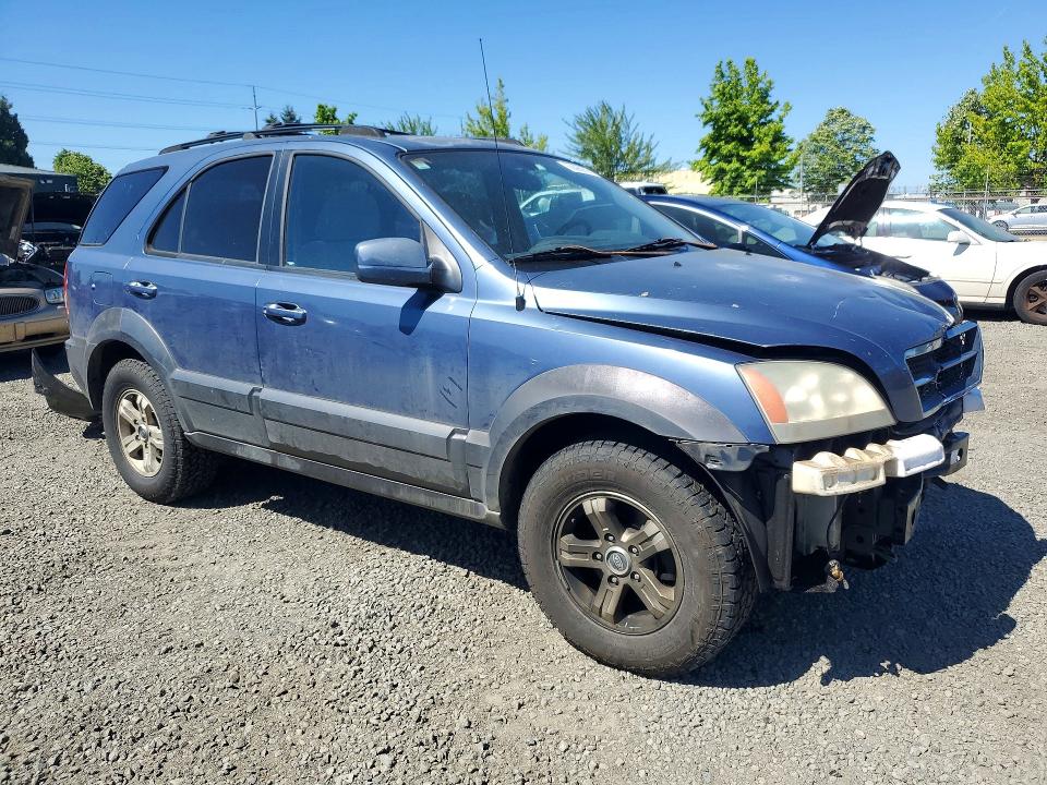 Photo 4 from auction – 2005 KIA SORENTO with VIN KNDJC733355410912