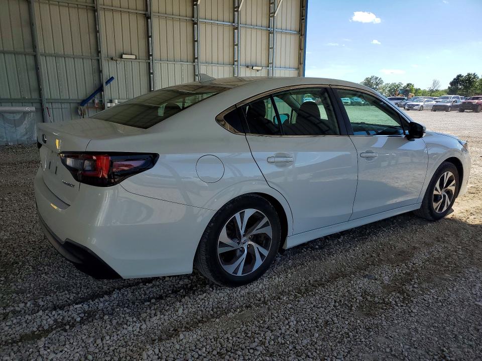 Photo 3 from auction – 2022 SUBARU LEGACY with VIN 4S3BWAF63N3013856