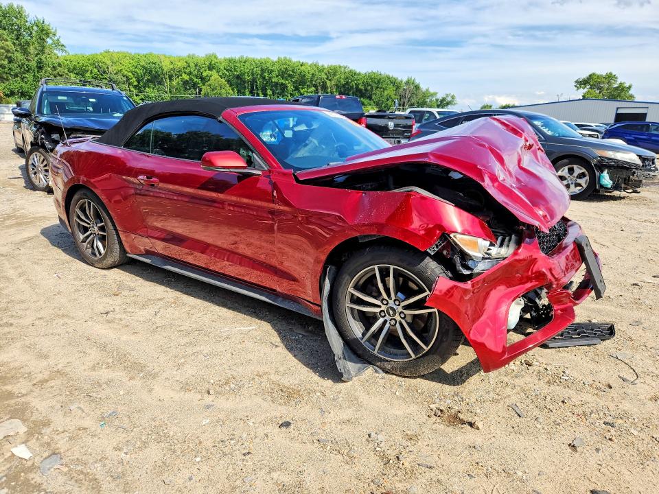 Photo 4 from auction – 2017 FORD MUSTANG with VIN 1FATP8UH2H5230425