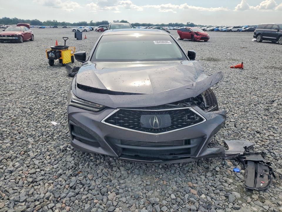 Photo 5 from auction – 2022 ACURA TLX with VIN 19UUB5F49NA005509