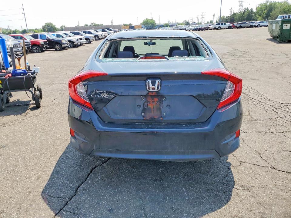 Photo 6 from auction – 2016 HONDA CIVIC with VIN 2HGFC2F74GH500591