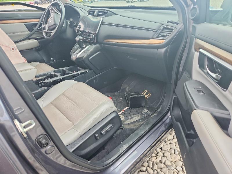 Photo 8 from auction – 2018 HONDA CR-V with VIN 2HKRW2H80JH675265