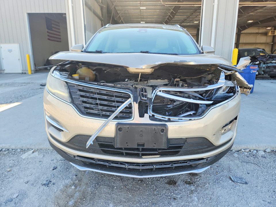 Photo 5 from auction – 2017 LINCOLN MKC with VIN 5LMTJ3DH8HUL04640
