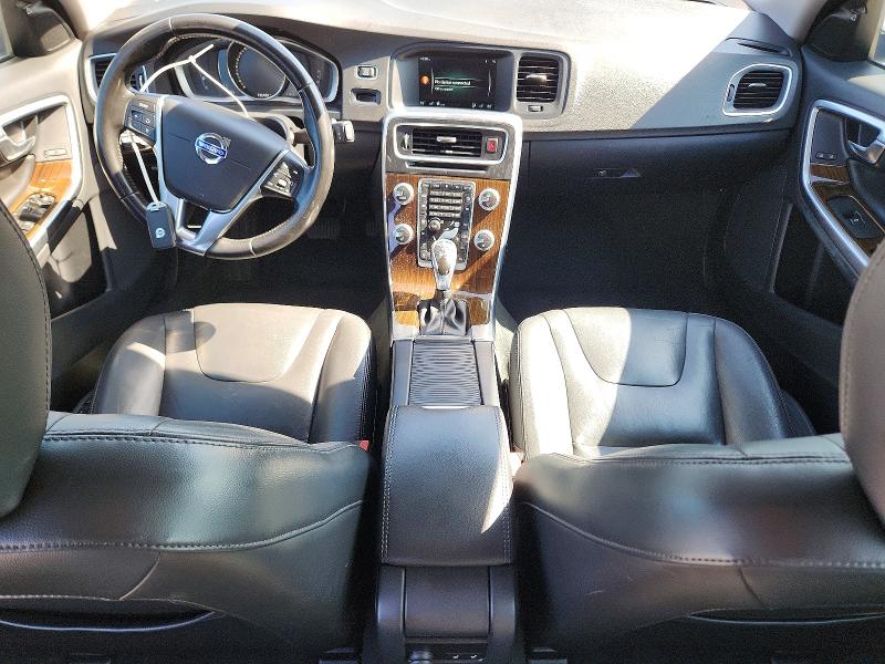 Photo 8 from auction – 2017 VOLVO V60 with VIN YV140MEK4H1332283