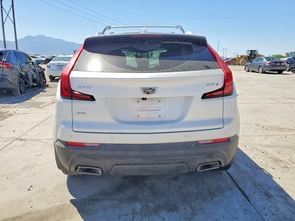 Photo 6 from auction – 2022 CADILLAC XT4 with VIN 1GYFZBR40NF128304