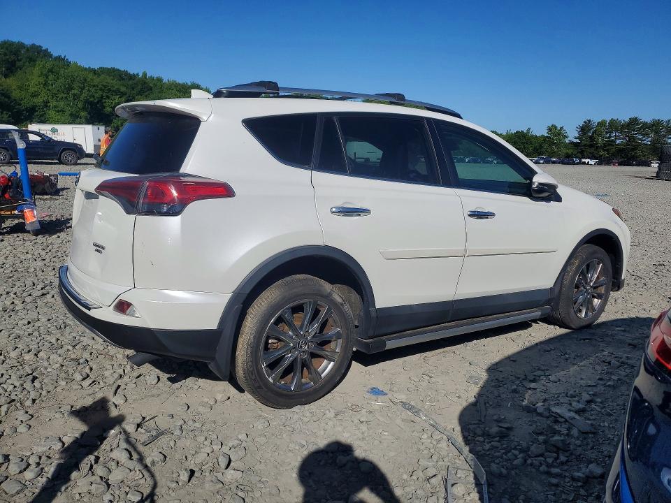 Фото 3 с аукциона – 2017 TOYOTA RAV4 с VIN 2T3DFREV3HW634709