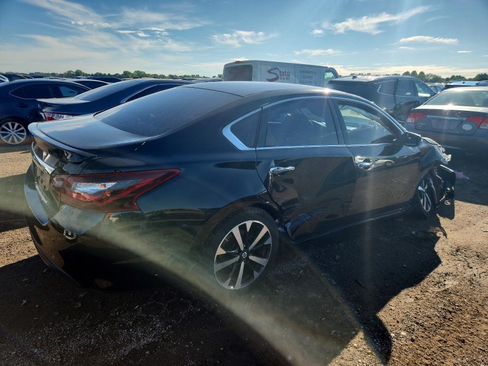Photo 3 from auction – 2018 NISSAN ALTIMA with VIN 1N4AL3AP0JC118063