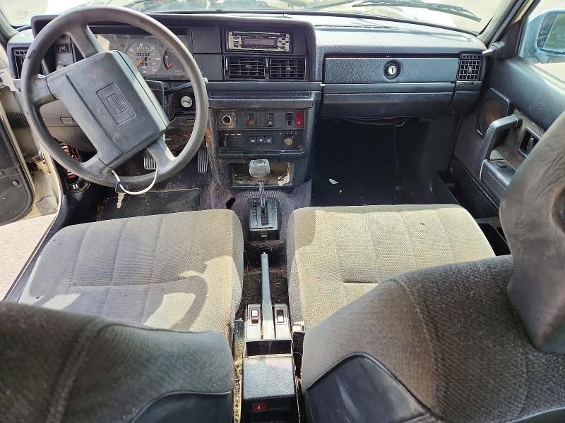 Photo 8 from auction – 1991 VOLVO 240 with VIN YV1AA8847M1444977