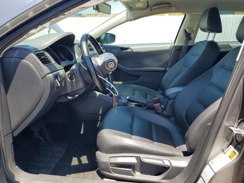 Photo 7 from auction – 2017 VOLKSWAGEN JETTA with VIN 3VWDB7AJ4HM206603