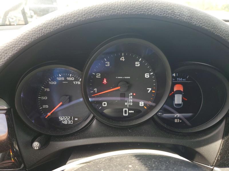 Photo 9 from auction – 2017 PORSCHE MACAN with VIN WP1AA2A53HLB04515