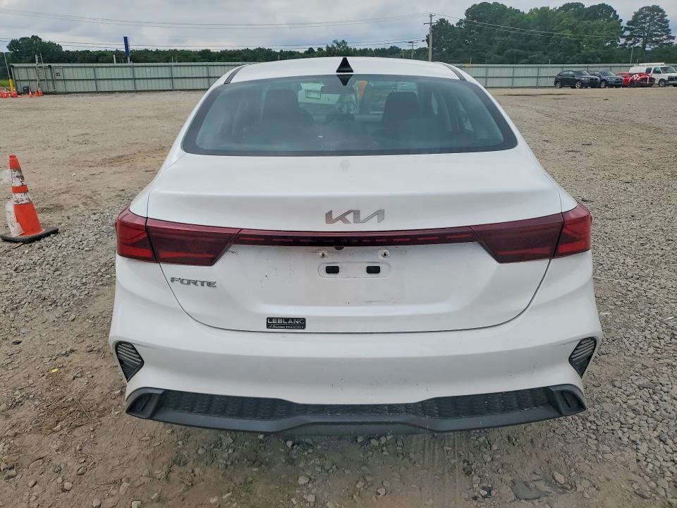 Photo 6 from auction – 2024 KIA FORTE with VIN 3KPF24AD0RE810052
