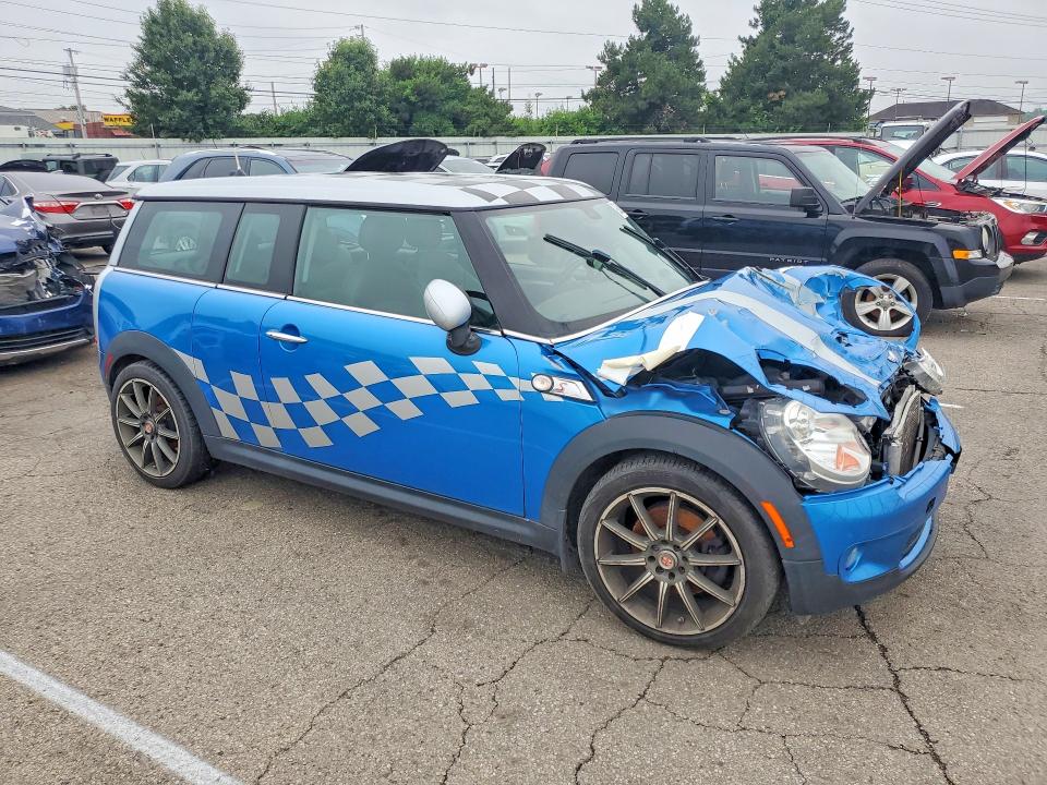 Photo 4 from auction – 2008 MINI COOPER with VIN WMWMM33598TP87682