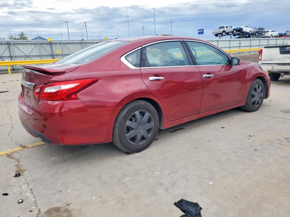 Photo 3 from auction – 2017 NISSAN ALTIMA with VIN 1N4AL3AP0HN319217