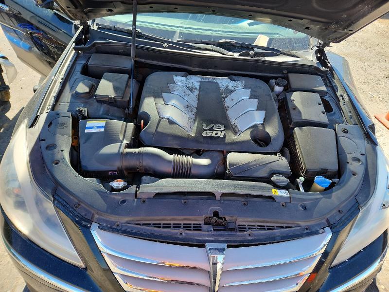 Photo 11 from auction – 2012 HYUNDAI GENESIS with VIN KMHGC4DH5CU183627