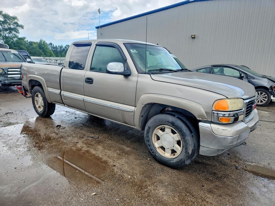 Photo 4 from auction – 2001 GMC NEW SIERRA with VIN 2GTEK19T211209426