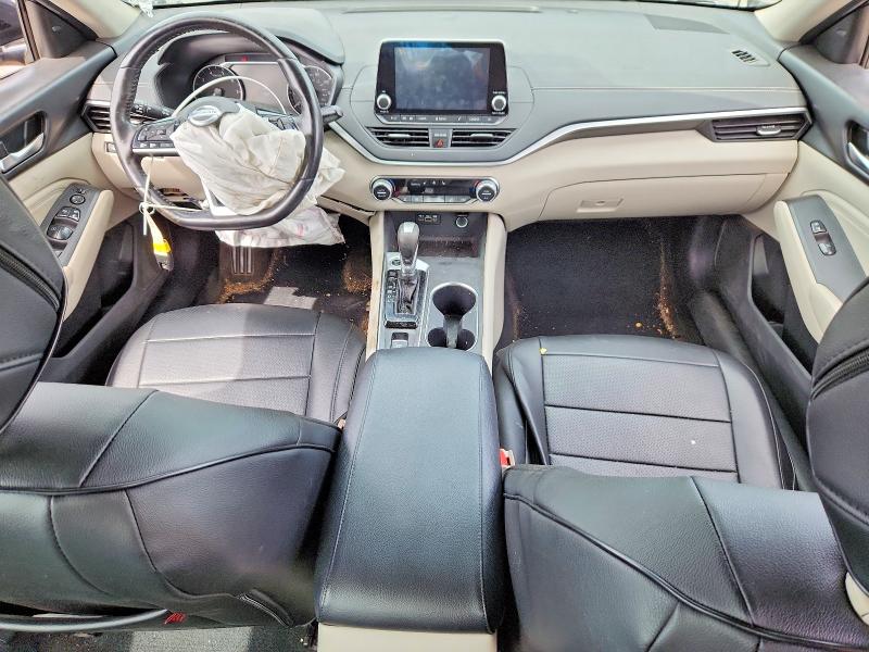 Photo 8 from auction – 2019 NISSAN ALTIMA with VIN 1N4BL4DV5KC165174