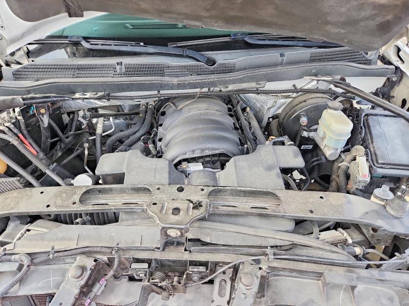 Photo 11 from auction – 2015 CHEVROLET SILVERADO with VIN 1GCVKREC2FZ176897
