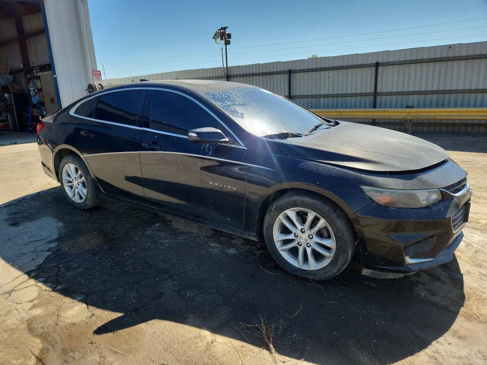 Photo 4 from auction – 2018 CHEVROLET MALIBU with VIN 1G1ZD5ST2JF153244