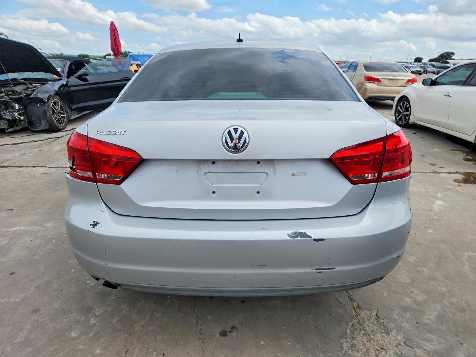 Photo 6 from auction – 2013 VOLKSWAGEN PASSAT with VIN 1VWAH7A30DC018563