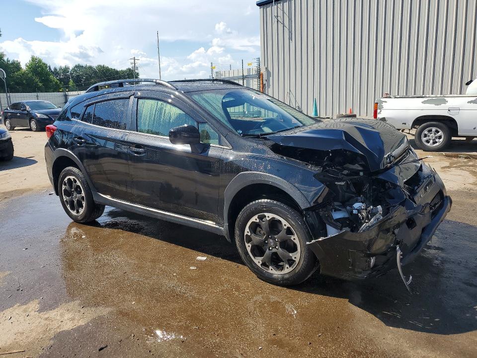Фото 4 с аукциона – 2023 SUBARU CROSSTREK с VIN JF2GTAEC8PH275191