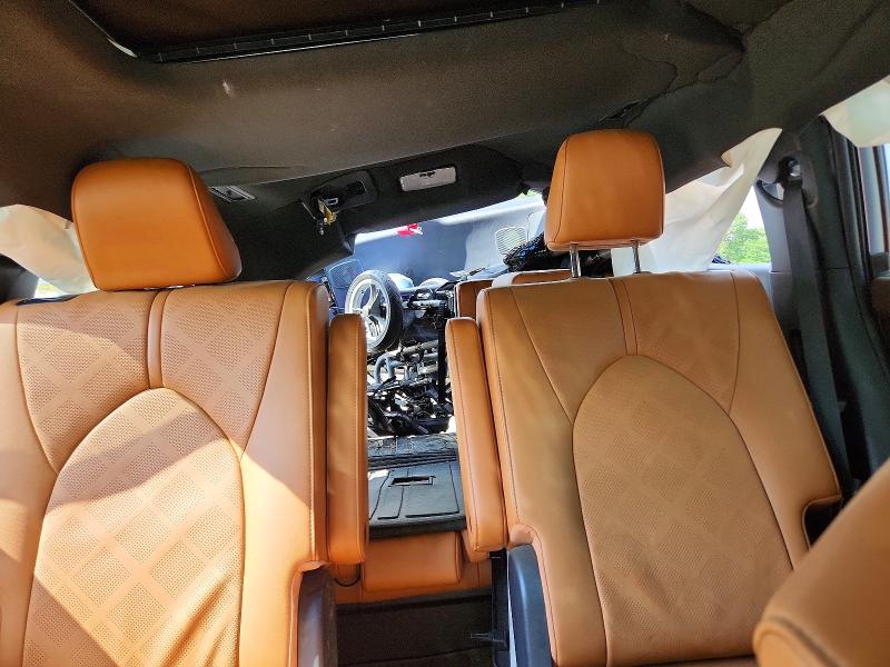 Photo 10 from auction – 2021 TOYOTA HIGHLANDER with VIN 5TDEBRCH9MS030011