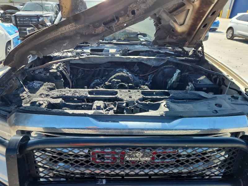 Photo 11 from auction – 2016 GMC SIERRA with VIN 3GTU2NEC9GG190964