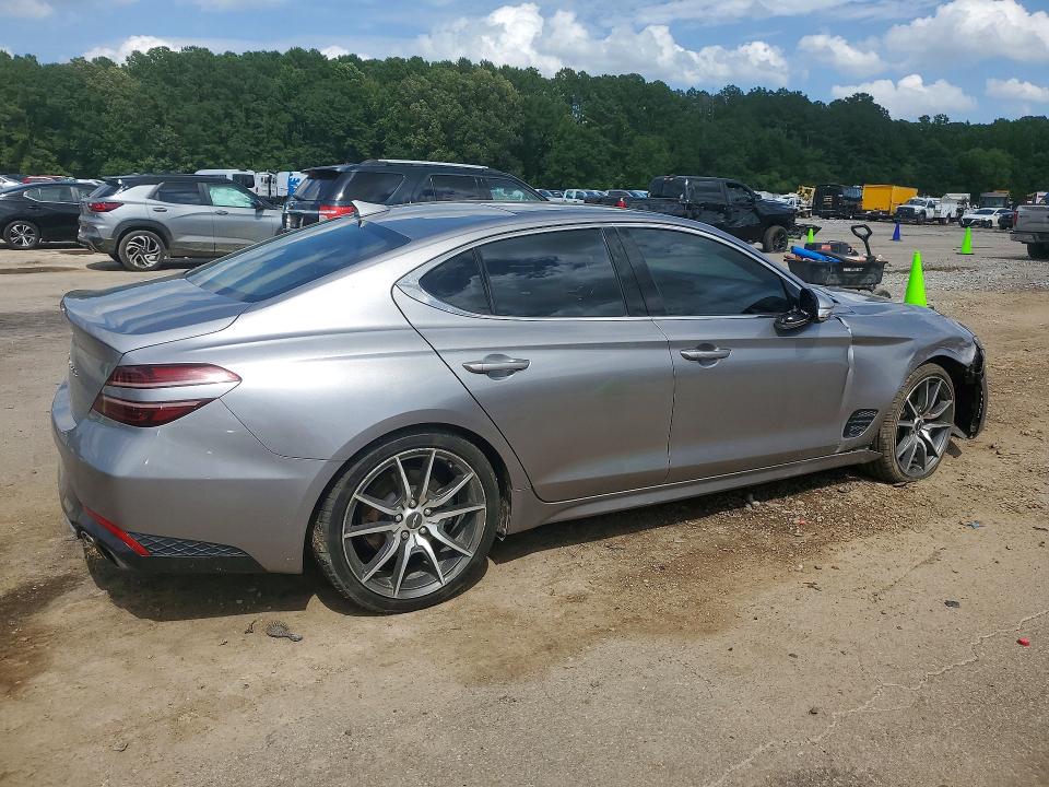 Photo 3 from auction – 2022 GENESIS G70 with VIN KMTG34TA0NU086171