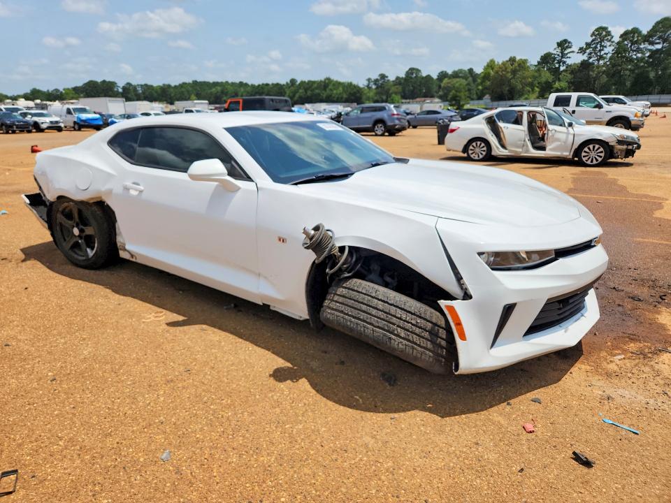 Photo 4 from auction – 2017 CHEVROLET CAMARO with VIN 1G1FB1RS9H0213435