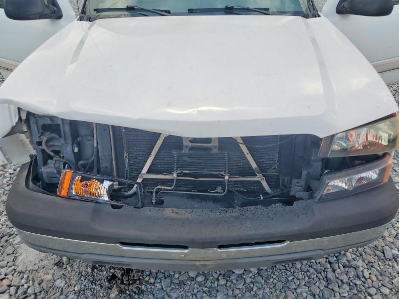 Photo 11 from auction – 2005 CHEVROLET SILVERADO with VIN 1GCEK19B05E289837