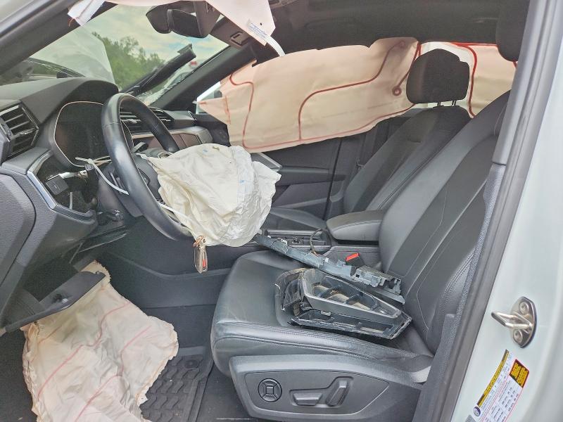 Photo 7 from auction – 2021 AUDI Q3 with VIN WA1DECF32M1050981