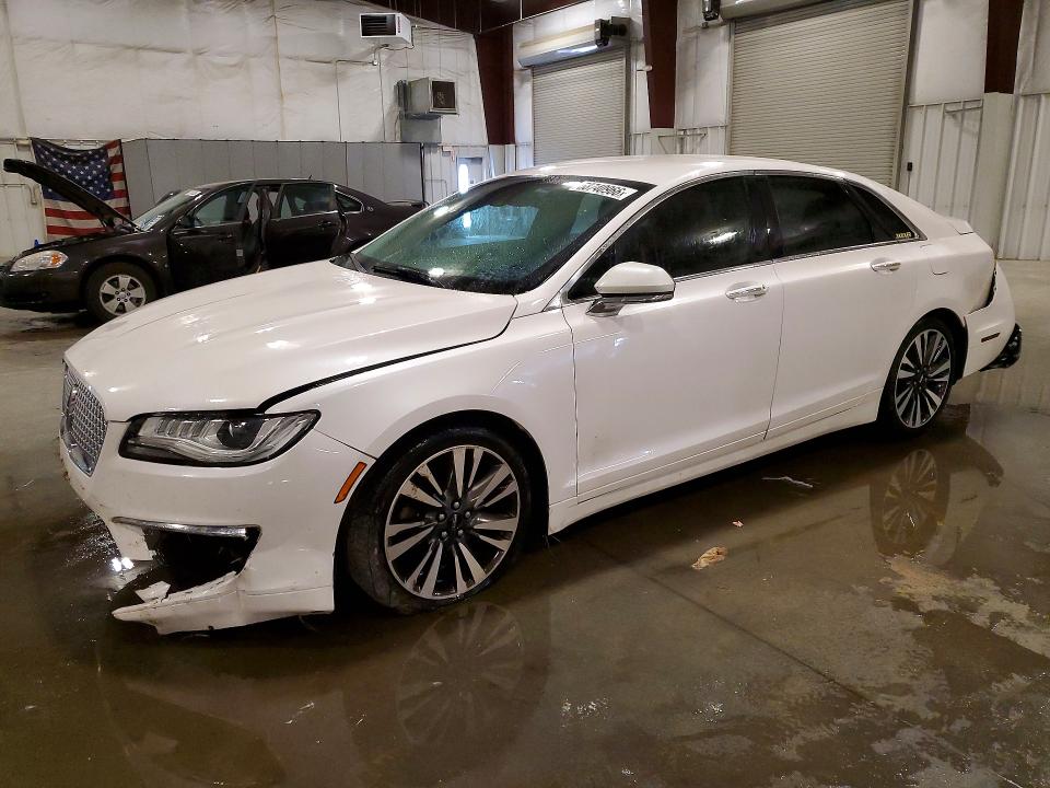 LINCOLN MKZ 2017 with VIN 3LN6L5F92HR657846 - Photo from auction
