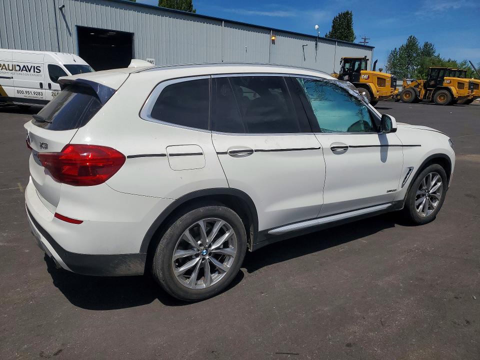 Photo 3 from auction – 2018 BMW X3 with VIN 5UXTR9C51JLC80592