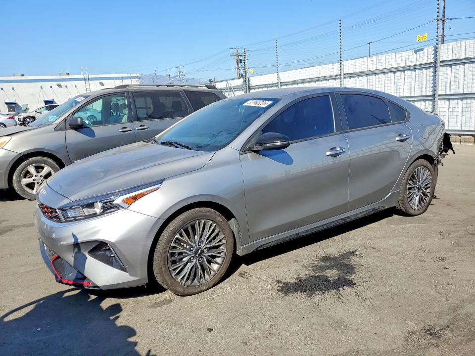 Снимка 1 от търг – 2023 KIA FORTE с VIN 3KPF54AD4PE594114