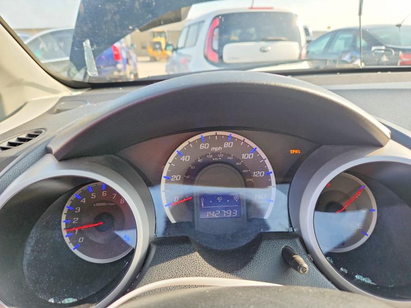 Photo 9 from auction – 2010 HONDA FIT with VIN JHMGE8H4XAC014072