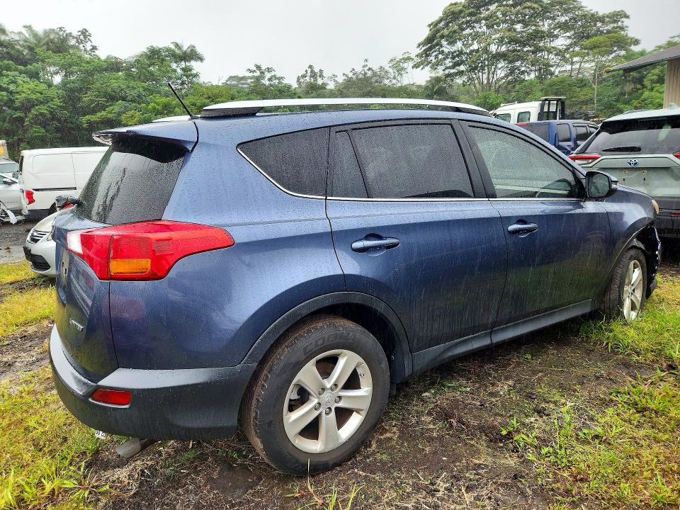 صورة رقم 3 من المزاد - 2014 TOYOTA RAV4 مع VIN JTMYFREV9ED033153