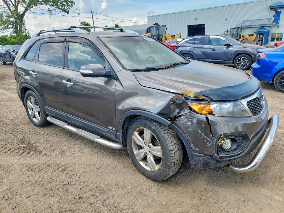 Photo 4 from auction – 2012 KIA SORENTO with VIN 5XYKUDA20CG300267